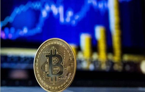 比特币十年价格走势回顾、比特币真的跌到底了吗<strong></p>
<p>比特币价格走势</strong>？