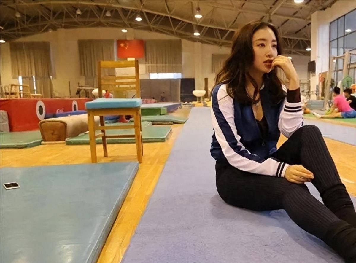 艺术体操女神周捷：嫁1米58奥运五金王邹凯<strong></p>
<p>外汇捷凯</strong>，儿女双全，生活幸