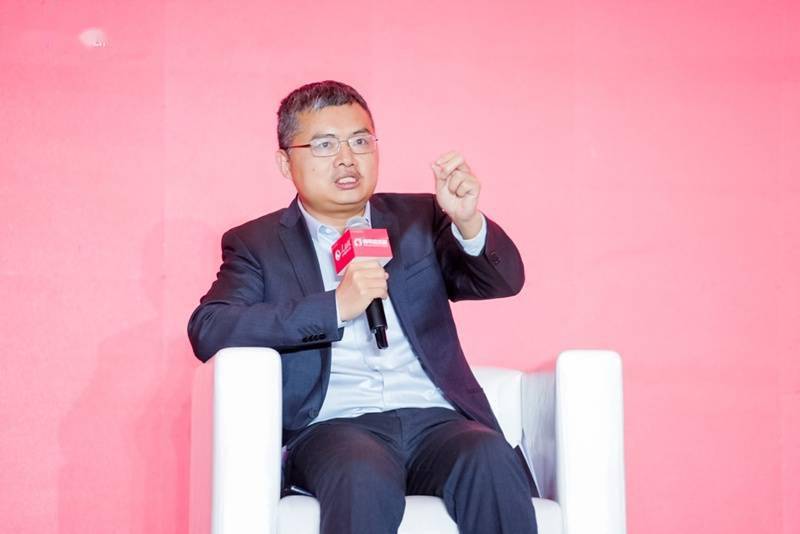 鄢一龙：互联网思维与党的群众路线高度契合