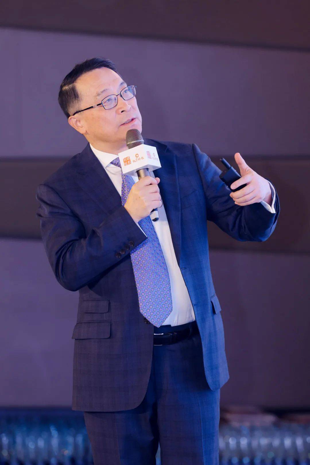 寻找财富增值路径<strong></p>
<p>全球资产</strong>！嘉实基金张自力详解全球资产配置