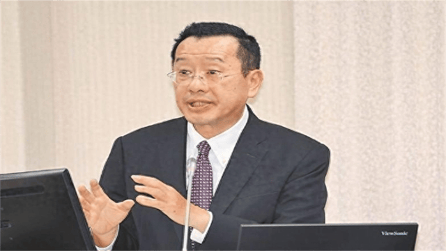 解放军一亮剑<strong></p>
<p>ACX</strong>，台湾保护伞一个接一个离开，美国也忙着撇清关系