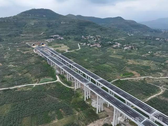 山东这条高速明日通车<strong></p>
<p>ACX</strong>！设计时速120公里