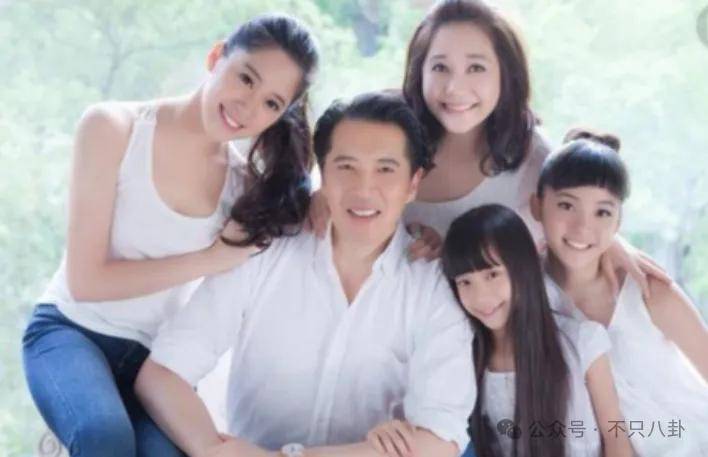 前几年还被嘲长得土<strong></p>
<p>坚果</strong>，如今逆袭成大美女了？！