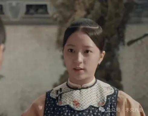前几年还被嘲长得土<strong></p>
<p>坚果</strong>，如今逆袭成大美女了？！