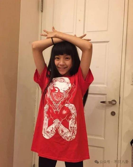 前几年还被嘲长得土<strong></p>
<p>坚果</strong>，如今逆袭成大美女了？！