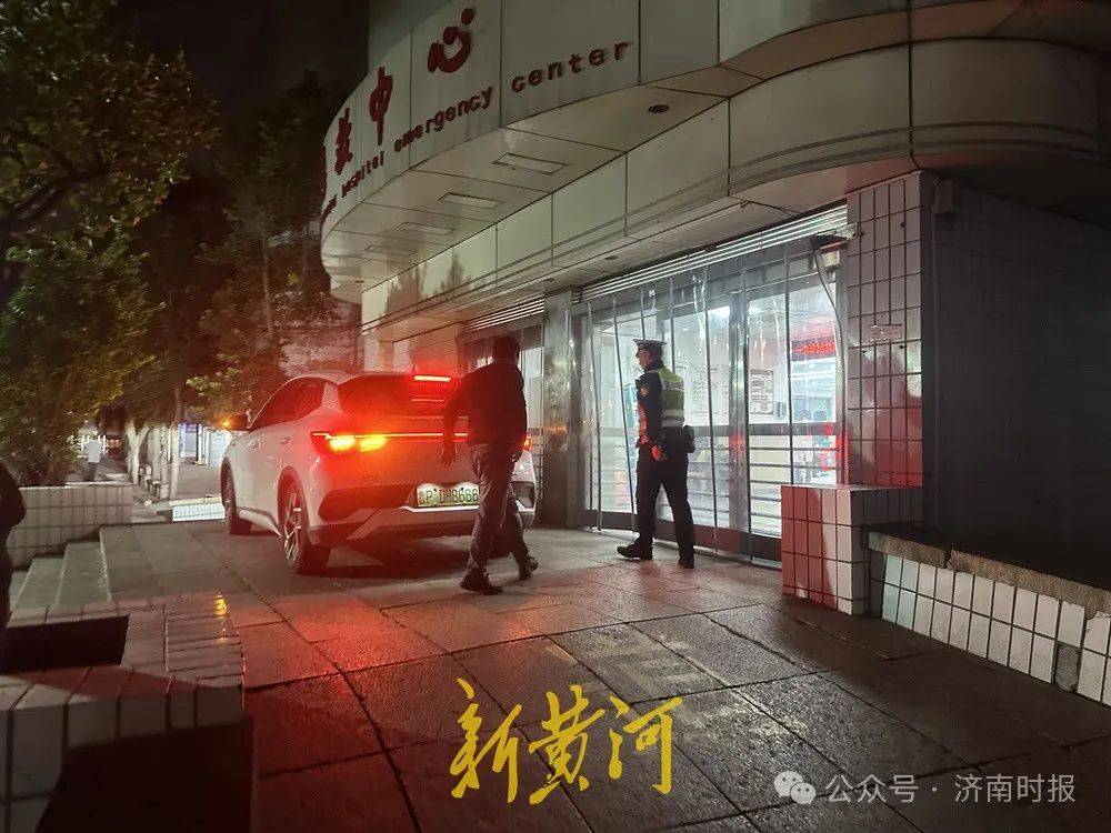 事发凌晨！鲁AF00133驾驶员<strong></p>
<p>坚果</strong>，你做的好事藏不住了