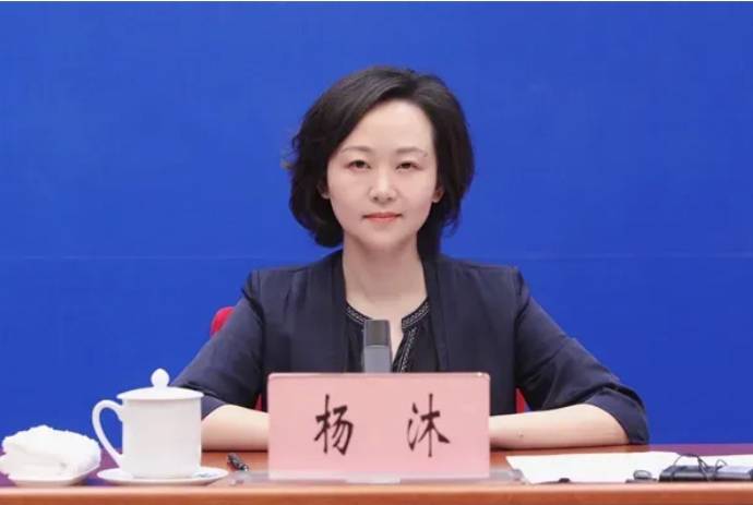央地交流！“75后”女厅长进京履新<strong></p>
<p>BitMart</strong>，陈克龙“空降”江西