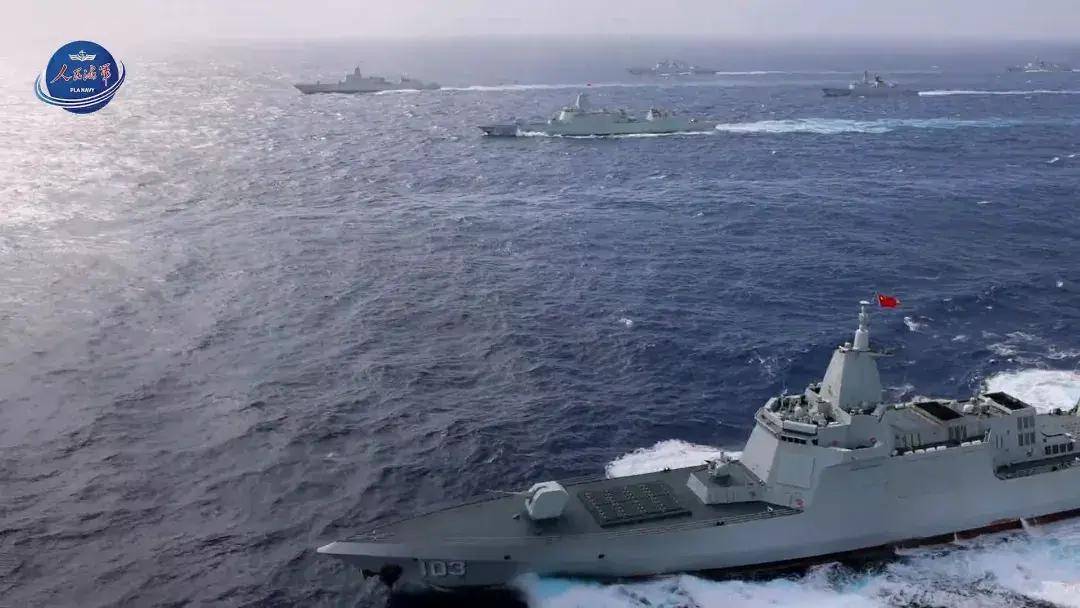 中国首个双航母战斗群横空出世<strong></p>
<p>币蓝</strong>！歼-15B/D居然悄悄装备这么多了？