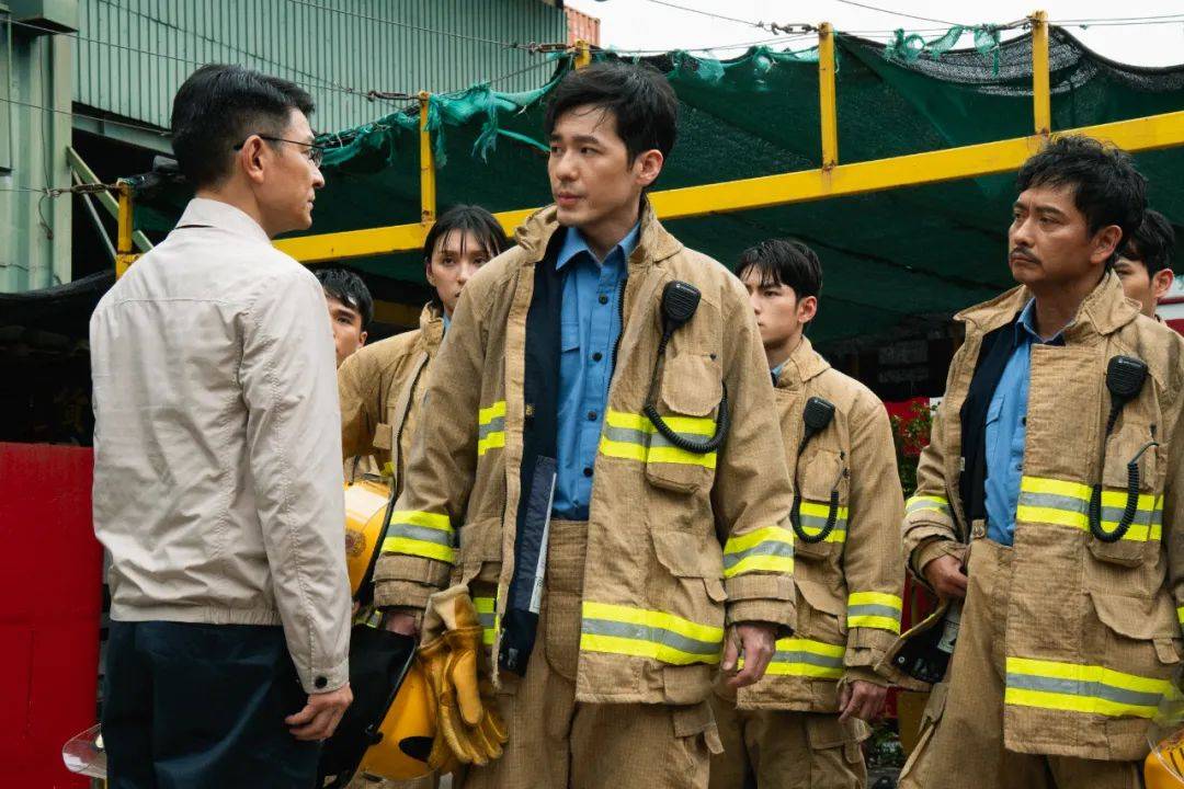 《焚城》上映<strong></p>
<p>币蓝</strong>，围观24小时倒计时下的众生百态丨Weekly