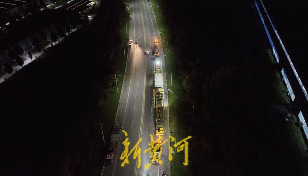 重达351吨<strong></p>
<p>币红</strong>！济南多部门联动护送巨无霸变压器到泰安“服役”