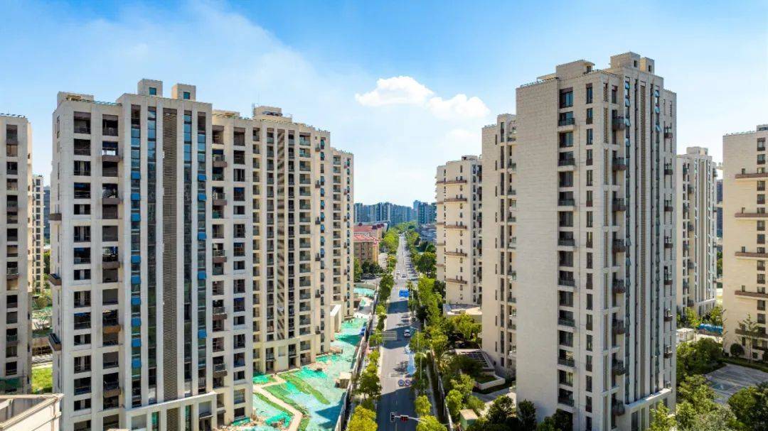 意外！南京一豪宅小区选聘物管<strong></p>
<p>Coinsquare</strong>，保利物业带资200万元入场却遭淘汰