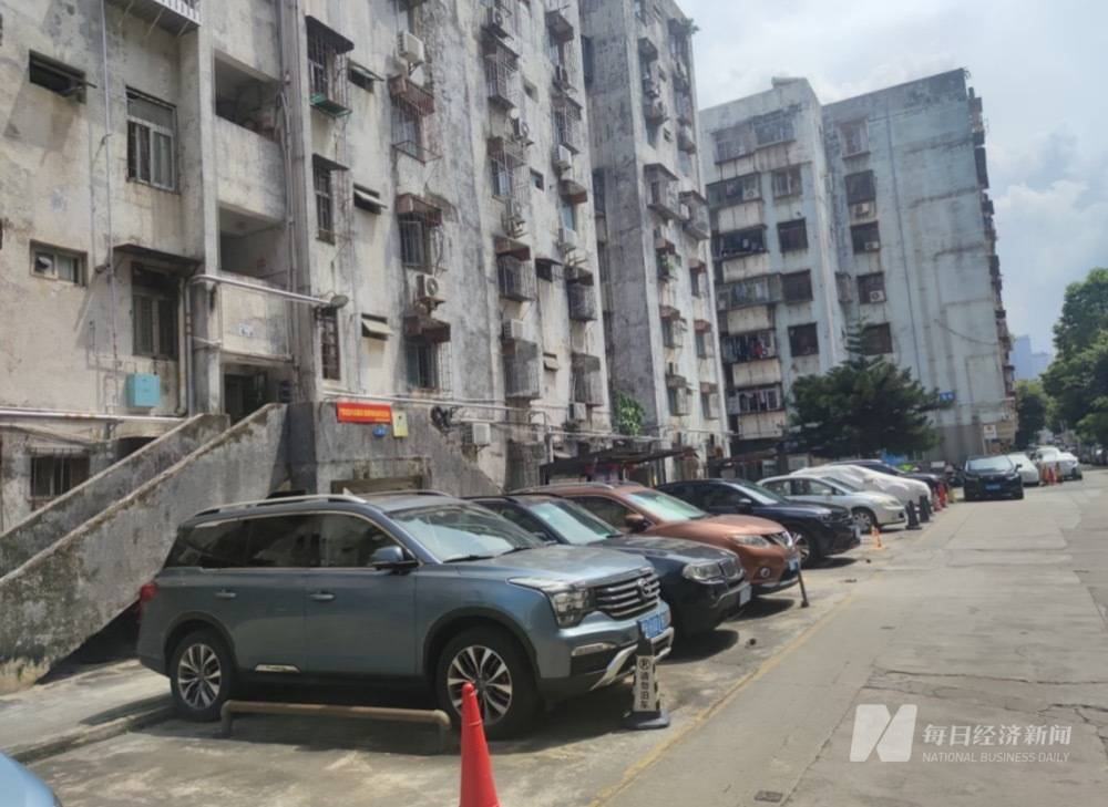 同意率已超90%<strong></p>
<p>Luno</strong>，深圳首例自拆自建小区仍停滞，街道办回应“具体执行方案未出”
