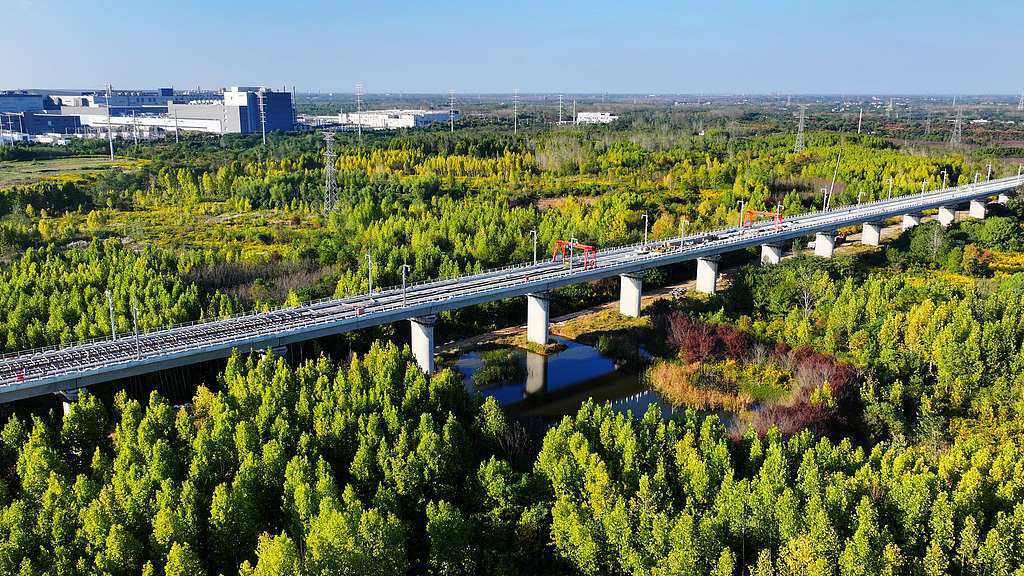 合新铁路偷工减料以次充好<strong></p>
<p>鹿网</strong>，穿透式监督成了笑话