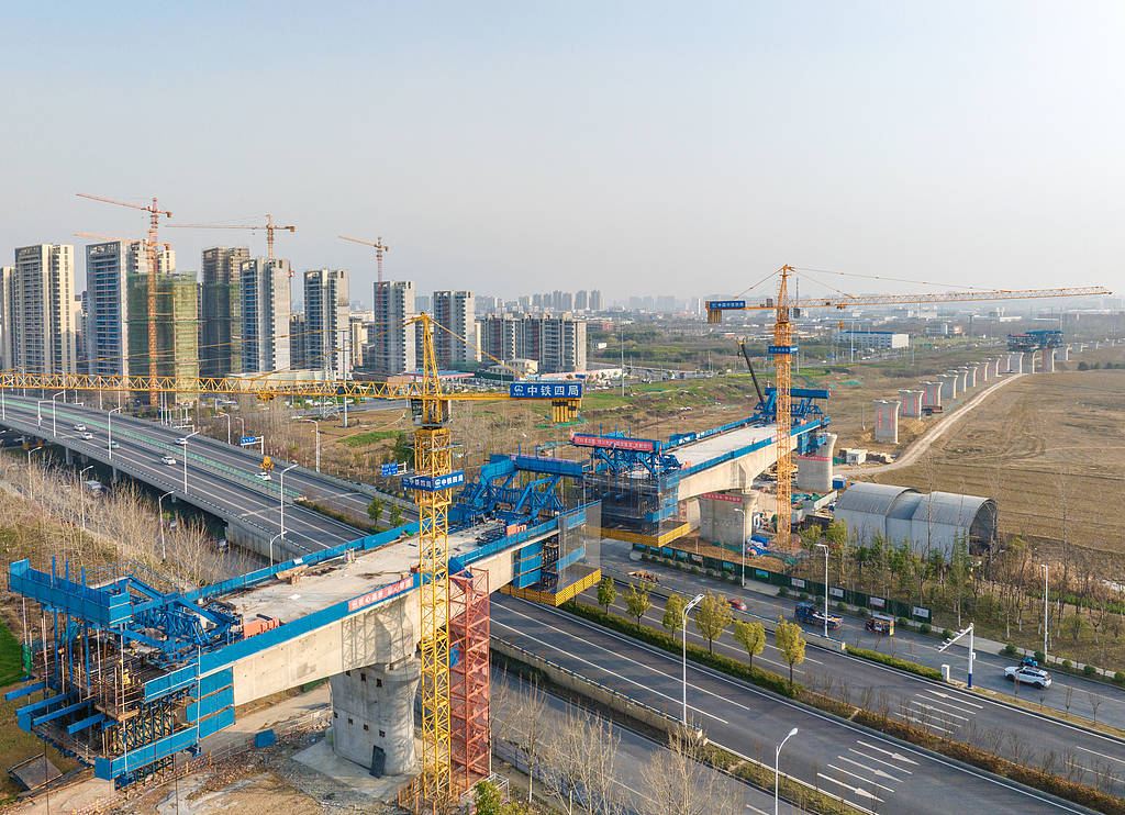 合新铁路偷工减料以次充好<strong></p>
<p>鹿网</strong>，穿透式监督成了笑话