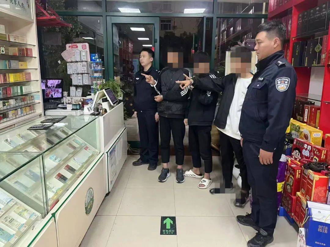 2分钟“扫荡”一家店<strong></p>
<p>币牛</strong>！山东菏泽警方抓获一盗窃团伙