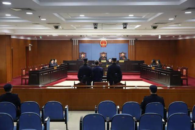 涉案超5200万<strong></p>
<p>币牛</strong>！山东潍坊市综合保税区原党工委副书记、管委会主任徐洪吉一审获刑16年
