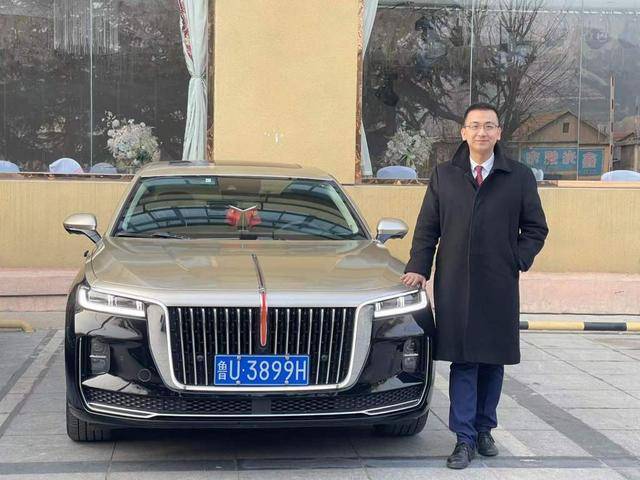 开着4家啤酒厂还跑网约车<strong></p>
<p>生财宝</strong>，青岛有群“非典型性网约车司机”