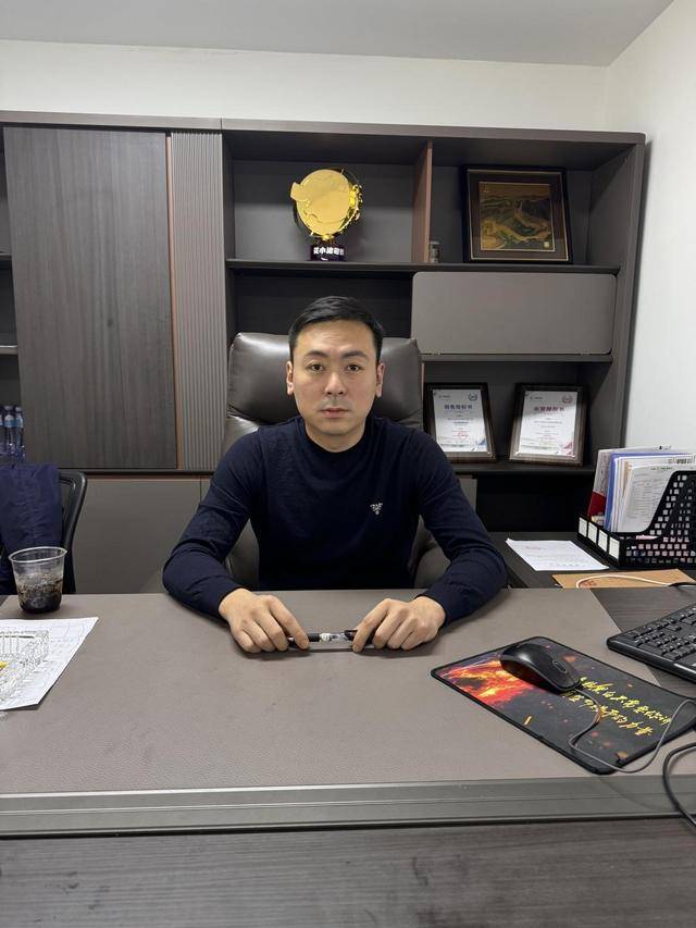 开着4家啤酒厂还跑网约车<strong></p>
<p>生财宝</strong>，青岛有群“非典型性网约车司机”
