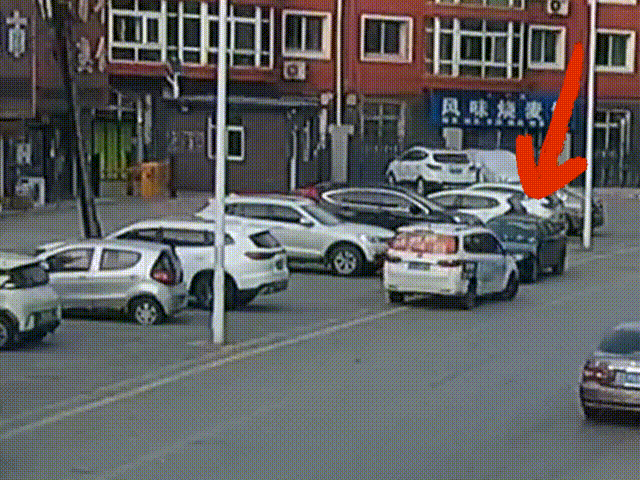 男子一时想不开<strong></p>
<p>以太行情</strong>，服下头孢配白酒！40分钟后……