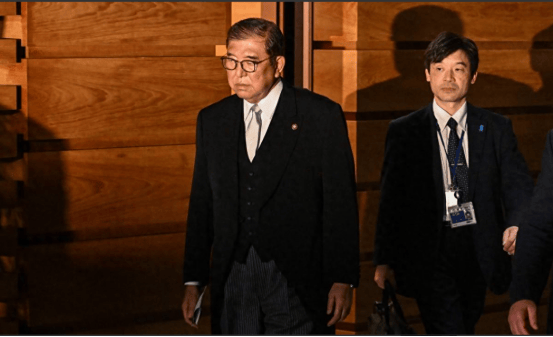 石破茂对华作出3项承诺<strong></p>
<p>goubi</strong>，日本首次反向要求：自卫队常驻美国