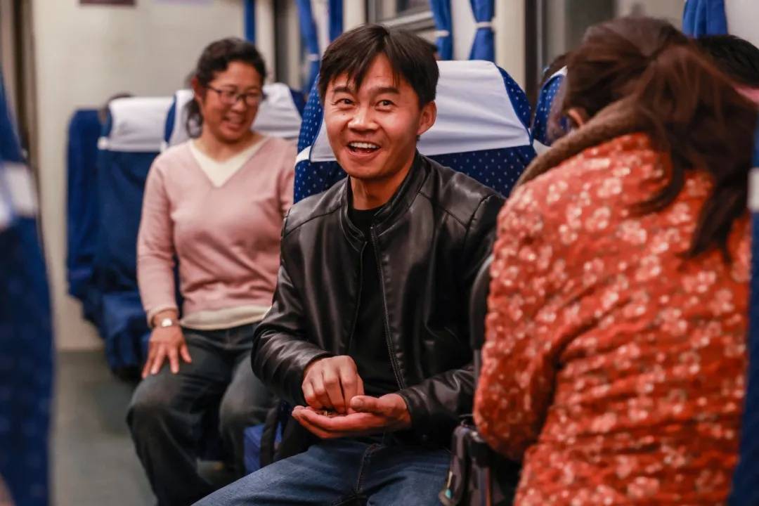 这趟北京始发的绿皮车站站停<strong></p>
<p>shib币</strong>，但旅客都说好——