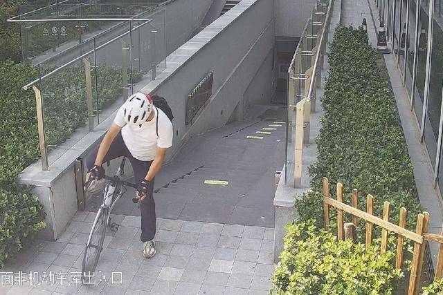 万元自行车没锁？偷车贼得手后狂飙17公里<strong></p>
<p>币安如何交易</strong>，因为⋯⋯