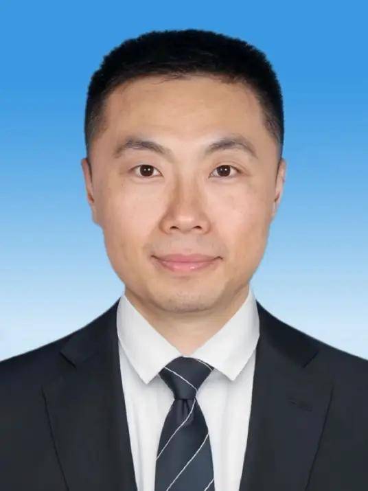 吴泽桐任珠海市代理市长<strong></p>
<p>币安怎么进去</strong>，乔雷任珠海市公安局局长