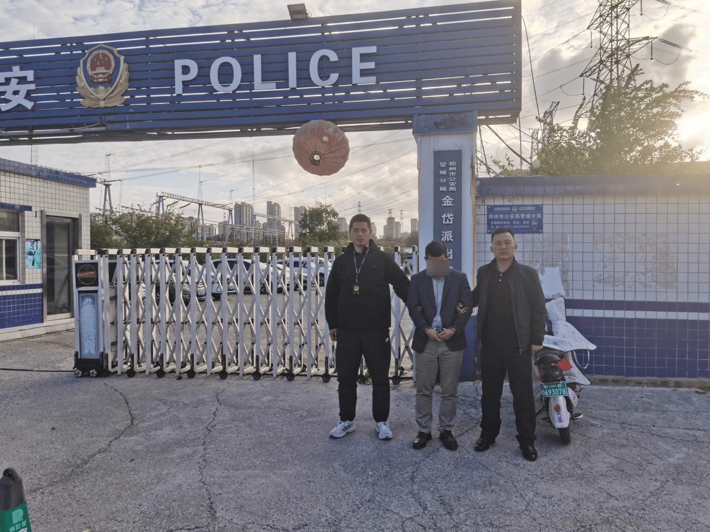 四川首例！阿坝黑水警方侦破生产销售伪劣新能源充电桩案：小作坊组装<strong></p>
<p>币安价格</strong>，嫌疑人被批捕