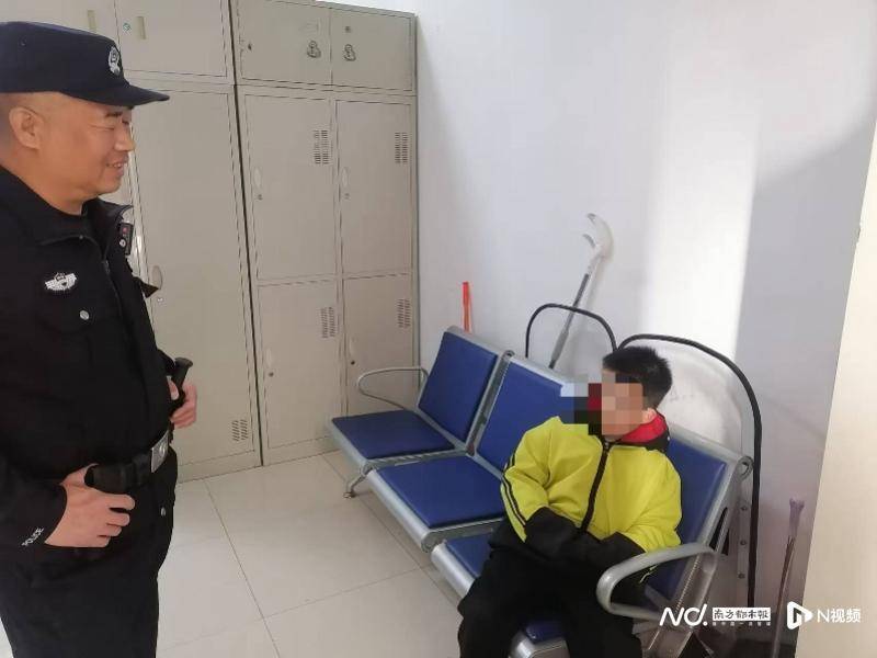 北京7岁男孩因作业不合格怕挨批独自外出<strong></p>
<p>币安海外</strong>，铁路警察帮忙寻回
