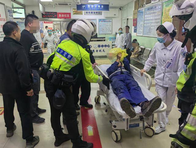 1小时车程仅25分钟赶到！南宁男子手指被割断<strong></p>
<p>币安APP</strong>，交警紧急护送就医
