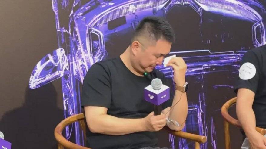 都是裁员<strong></p>
<p>币安APP</strong>，极越CEO夏一平被围堵，为何丁磊却能“体面”离场？