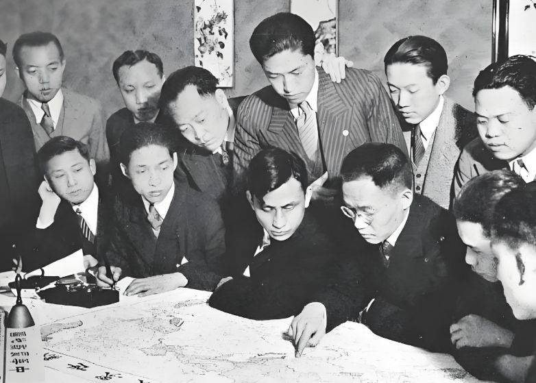 回顾中美关系<strong></p>
<p>币安怎么玩</strong>，五个阶段的真相告诉我们，我们真的没有读懂美国