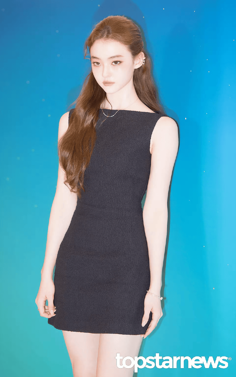 德韩混血造就“人间颜值奇迹”<strong></p>
<p>币安如何操作</strong>，被誉为小Jennie的Ella Gross出道即巅峰！