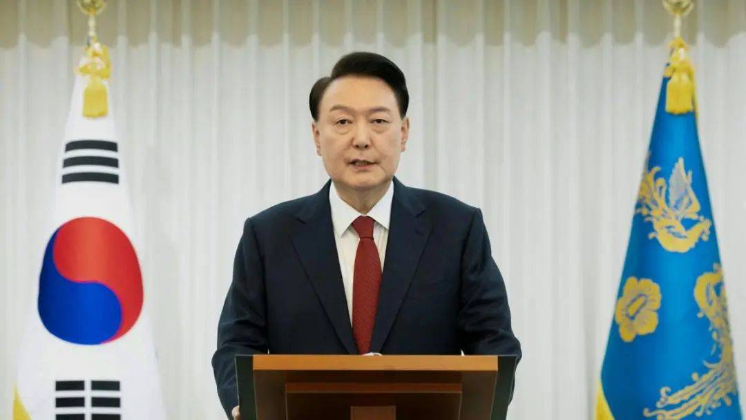 被停职后<strong></p>
<p>币安登陆不了</strong>，尹锡悦讲出六个字，韩国接见中美外交官，待遇截然不同