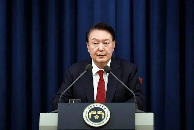 被停职后<strong></p>
<p>币安登陆不了</strong>，尹锡悦讲出六个字，韩国接见中美外交官，待遇截然不同