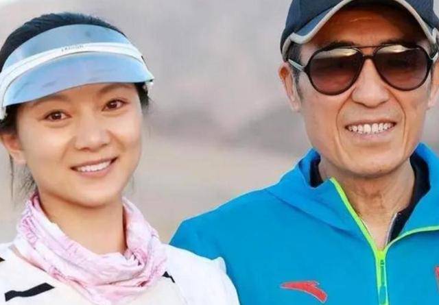 陈婷现实长什么样？路人镜头才是“照妖镜”<strong></p>
<p>币安登陆不了</strong>，突然理解张艺谋了
