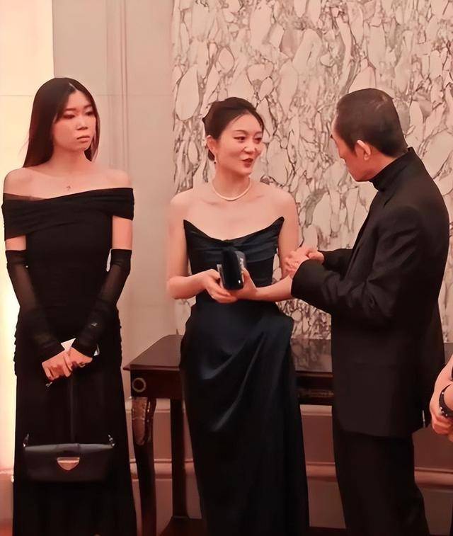 陈婷现实长什么样？路人镜头才是“照妖镜”<strong></p>
<p>币安登陆不了</strong>，突然理解张艺谋了