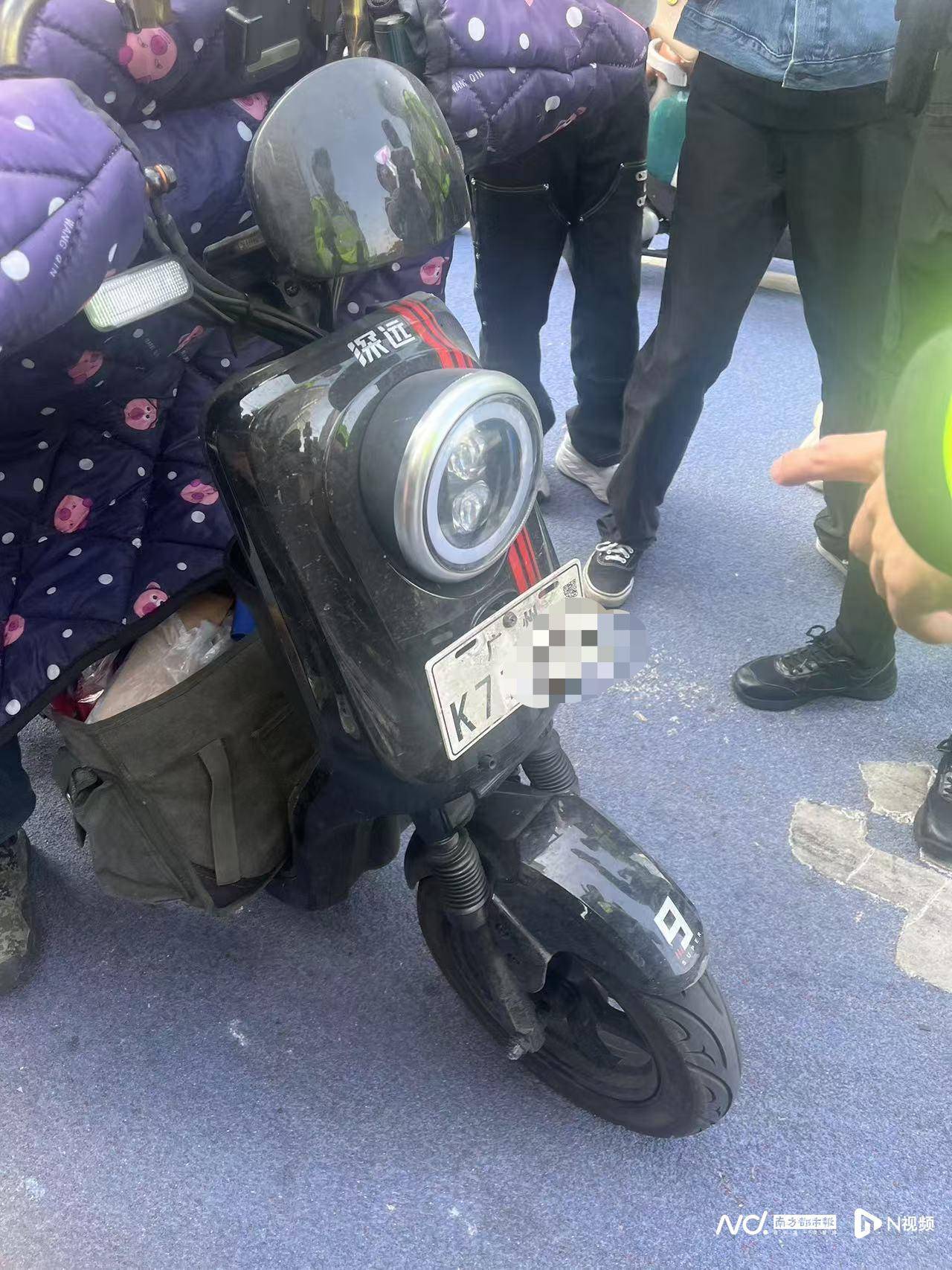 直击广州“电鸡”新规实施首日：无牌上路扣车<strong></p>
<p>binance币安ios</strong>，未戴头盔罚款