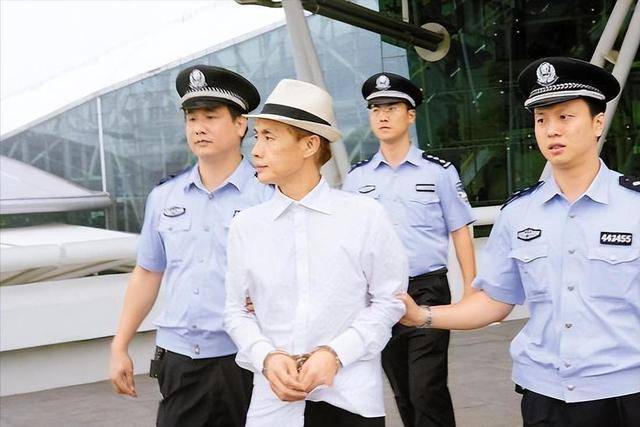 老谋深算邓建国<strong></p>
<p>binance币安ios</strong>，认14岁干女儿，等了5年亲手培养了一个小妻子