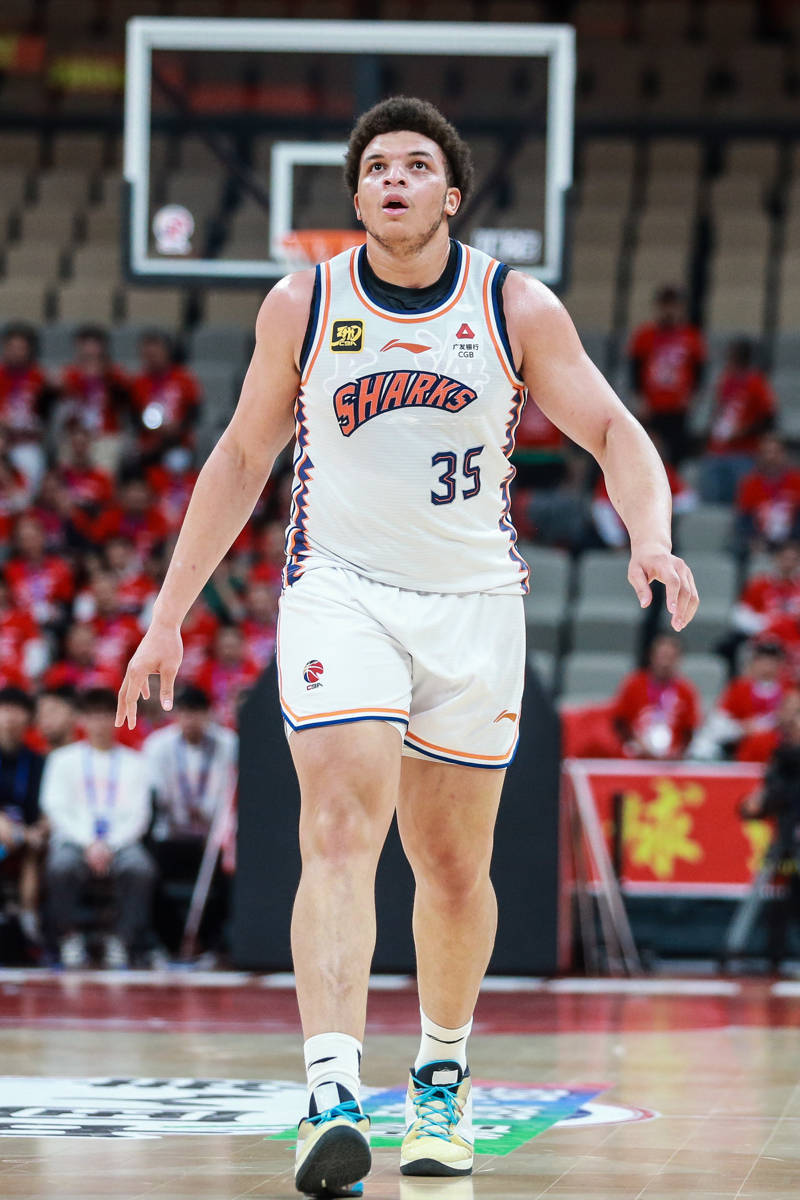 豪取11连胜<strong></p>
<p>怎么在币安上交易</strong>，换帅后的上海男篮赢到过年，大鲨鱼北伐的强劲势头无人可挡？