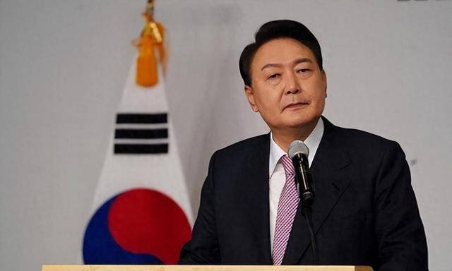尹锡悦命运迎来转折？11000人聚集总统官邸外<strong></p>
<p>币安网eth</strong>，在野党棋差一招