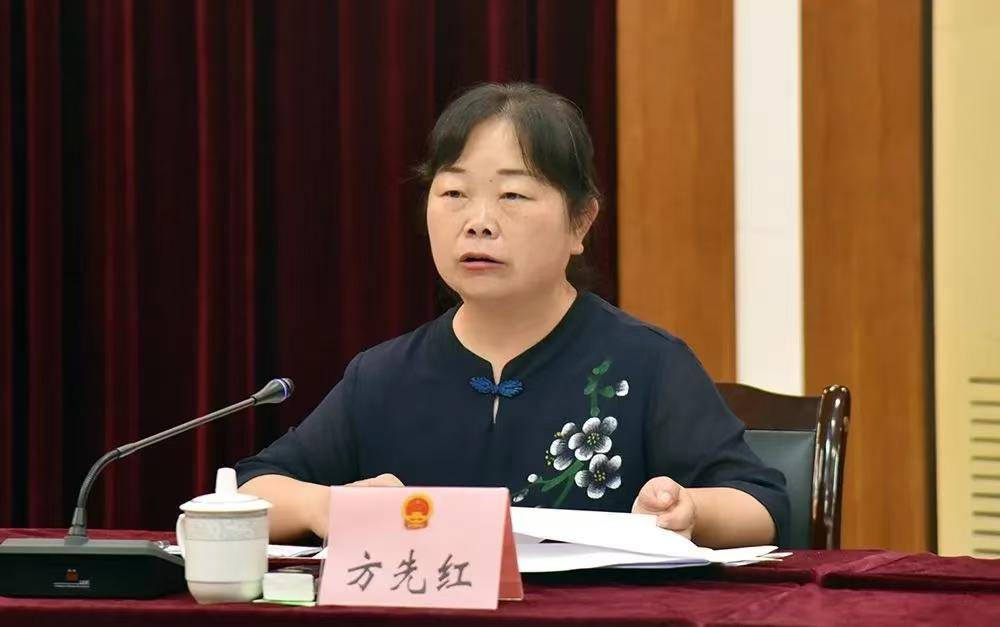 贵州两名女官员一人被决定逮捕、一人被提起公诉<strong></p>
<p>币安网eth</strong>，二人均涉嫌受贿