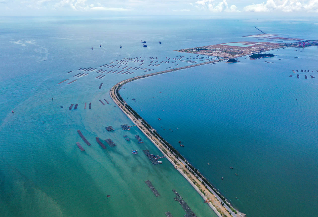 广西争夺“流量”：不止造运河<strong></p>
<p>币安网eth</strong>，还造跨海大桥