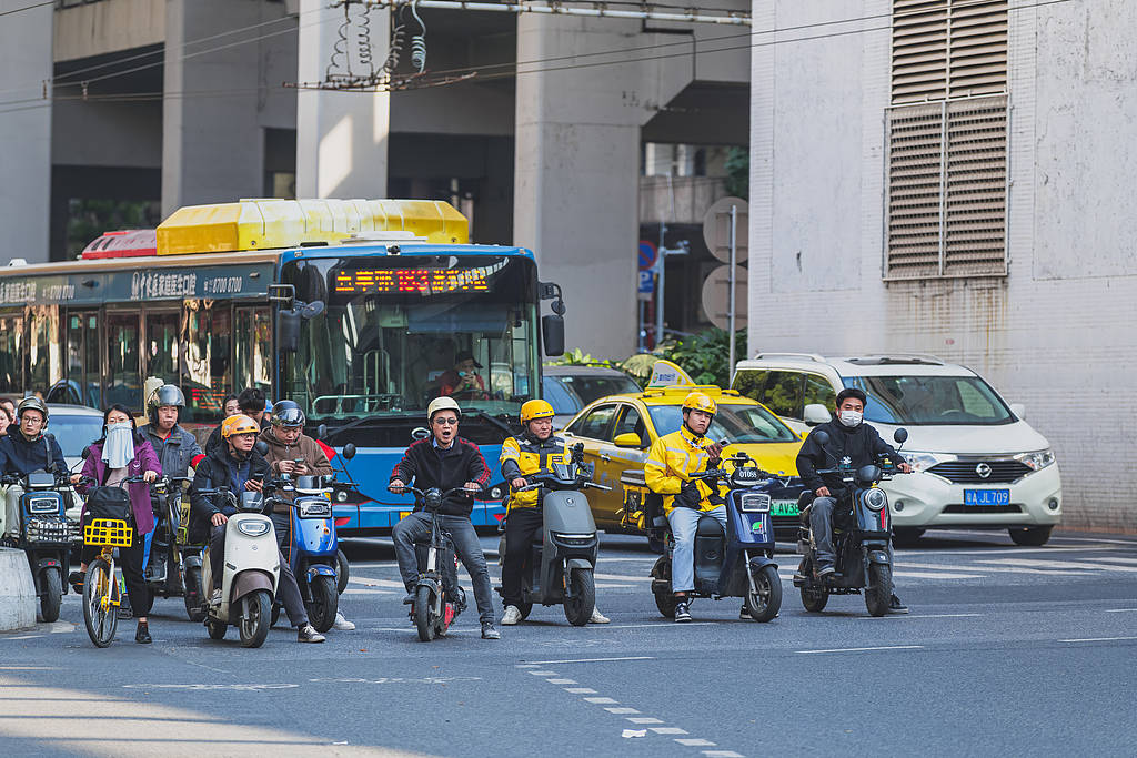 市民骑电动车被罚20元<strong></p>
<p>币安网站进不去</strong>，要求路权平等的声音该被听见