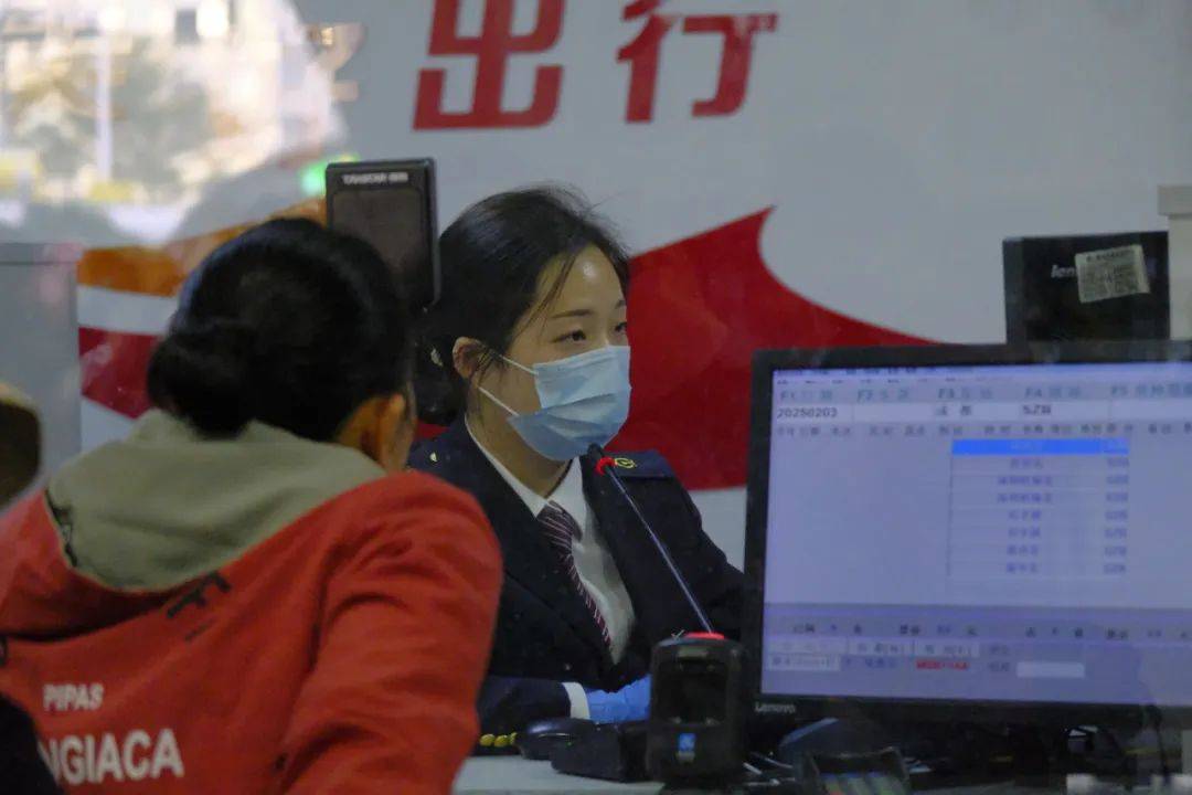 凌晨被挤爆<strong></p>
<p>币安binance网</strong>！深圳高铁站人人人人人！网友：一定要提前到！这些旅客注意