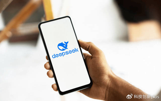 马斯克尴尬了<strong></p>
<p>币安下载</strong>，20万显卡堆的Grok3，1天就被Deepseek打败了？