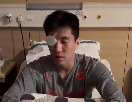 媒体人：没有清晰录像确认谁伤<strong></p>
<p>币安下载</strong>了郭艾伦 只能自认倒霉