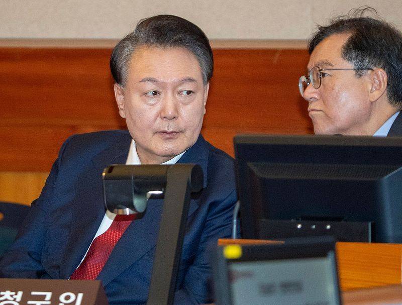 韩国警方：涉嫌妨碍特殊公务执行<strong></p>
<p>币安下载</strong>，对尹锡悦立案调查