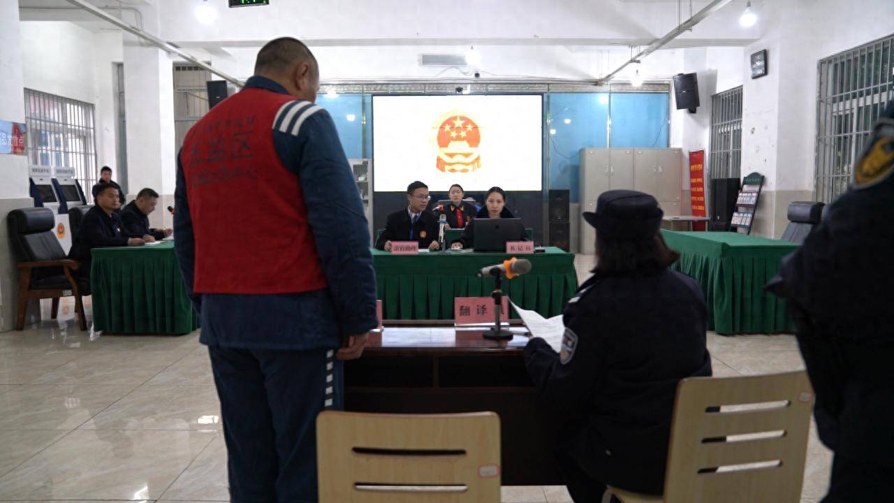 还有两年多就出狱<strong></p>
<p>币安中国</strong>，男子在外劳点劳动时借上厕所脱逃，逃亡22年后投案，法院判了
