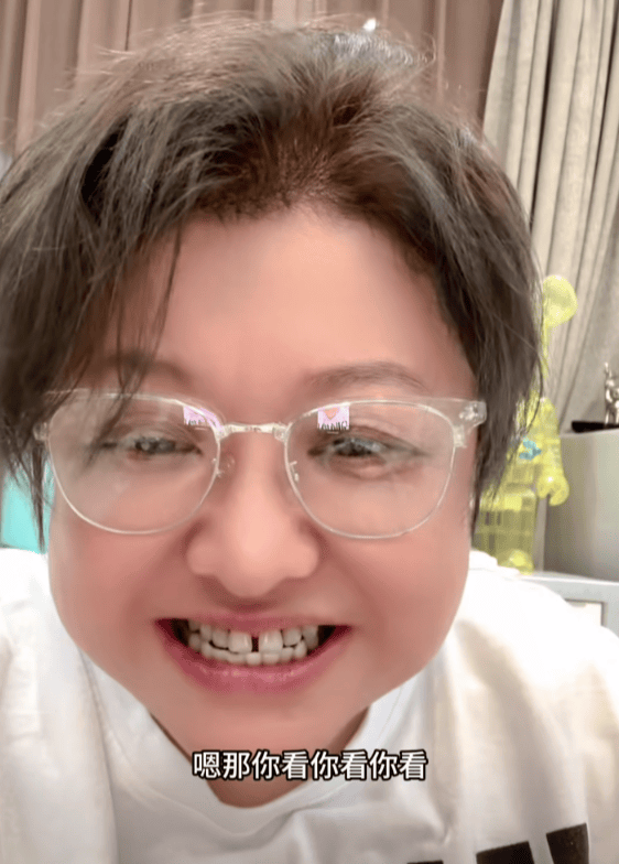 瘦到认不出！53岁韩红补牙缝<strong></p>
<p>币安交易系统</strong>，此前透露正为巡演做准备